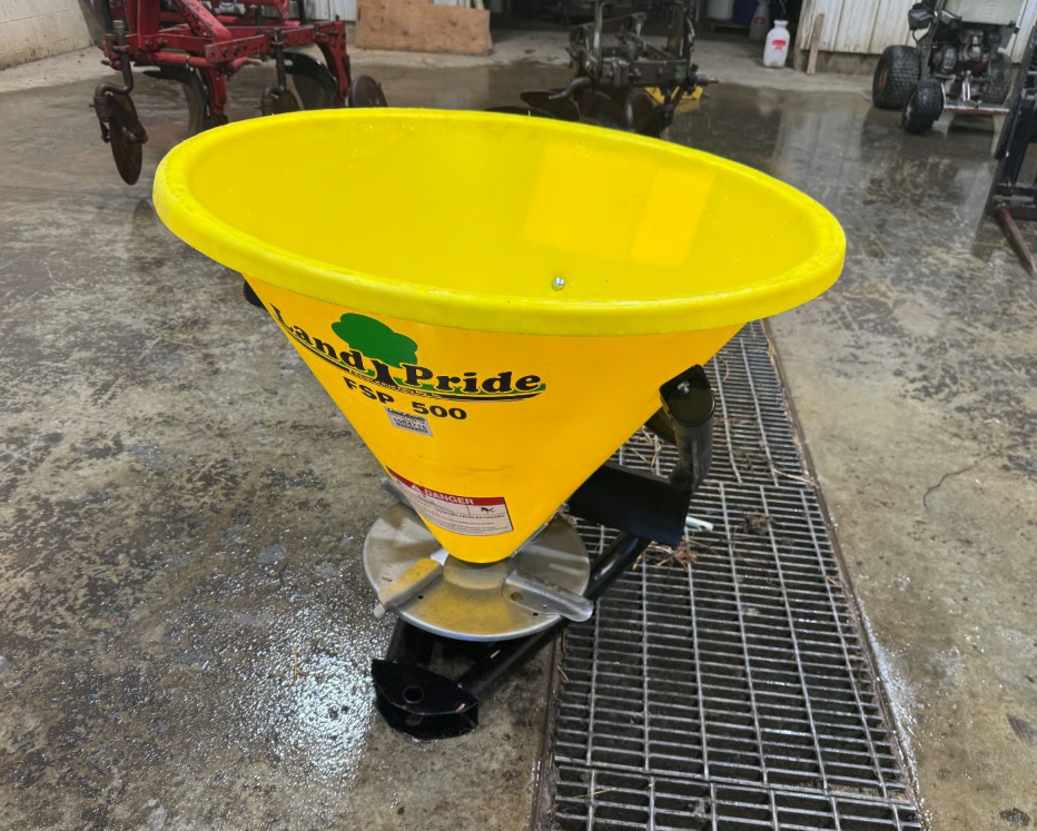 Land Pride FSP 500 esparcidor 3 puntos