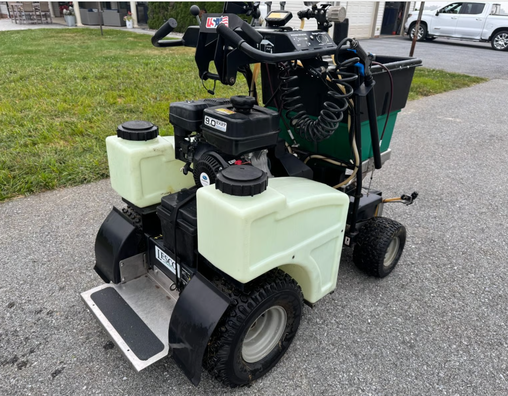 Lesco Chariot SPX esparcidor stand-on Subaru